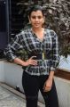 24 Kisses Actress Hebah Patel Retro Style Dress Photos