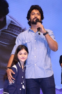 Kiara Khanna, Nani @ Hi Nanna Teaser Launch Stills