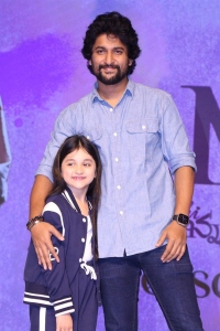 Kiara Khanna, Nani @ Hi Nanna Teaser Launch Stills