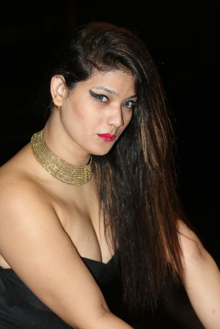 Himani Hot Mini Dress at Ee Varsham Sakshiga Audio 