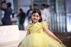 Baby Kiara Khanna @ Hi Nanna Movie Pre-Release Event Vizag Stills