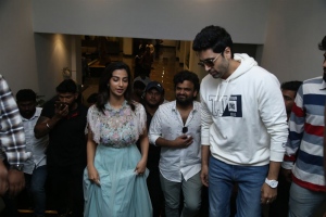 Meenakshi Chaudhary, Adivi Sesh @ Hit 2 Movie Press Meet Vizag Photos