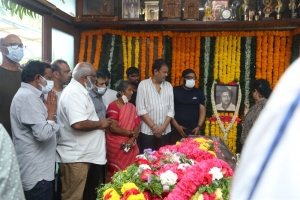 MM Keeravani pay homage to Krishnam Raju Photos