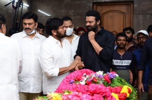 Chiranjeevi pay homage to Krishnam Raju Photos