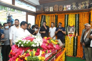 Talasani Srinivas Yadav pay homage to Krishnam Raju Photos