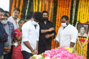 Celebs pay homage to Krishnam Raju Photos