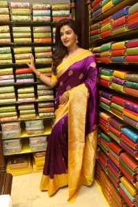 Actress Honey Rose Pics @ Chandana Brothers Shopping Mall Zahirabad Launch