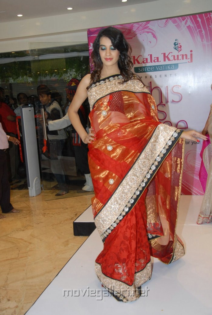 hot models ramp walk kalakunj saree vatika kukatpally hyderabad 111f45d