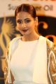 Parul Yadav @ IIFA Utsavam 2015 Green Carpet Stills