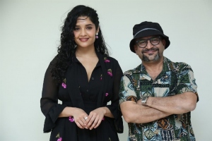 Ritika Singh, Harsh Warrdhan @ InCar Movie Press Meet Stills