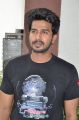 Actor Vishnu Vishal @ Indru Netru Naalai Movie Press Meet Stills