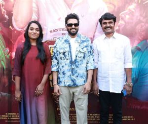 Sushmitha Anbuchezhian, Santhanam, G.N. Anbuchezhian @ Inga Naan Thaan Kingu Press Meet Stills