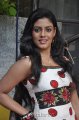 Iniya Cute Photo Shoot Stills