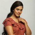 Actress Iniya New Photoshoot Images