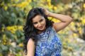 Telugu Actress Ishika Singh Wallpapers