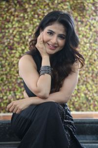 Actress Iswarya Menon Photos @ Bhaje Vaayu Vegam Movie Interview