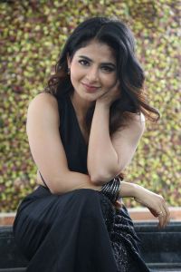 Actress Iswarya Menon Photos @ Bhaje Vaayu Vegam Movie Interview