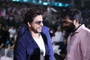 Shah Rukh Khan, Vijay Sethupathi @ Jawan Pre Release Event Chennai Stills