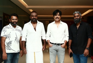 Santhosh Narayanan, Raghava Lawrence, SJ Suryah, Kaarthekeyen Santhanam @ Jigarthanda DoubleX Press Meet Stills