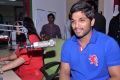 Allu Arjun's Julayi Movie Team at Radio Mirchi