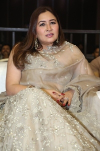 Actress Jwala Gutta Pictures @ Matti Kusthi Pre Release
