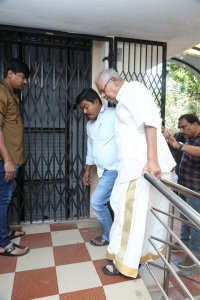 Celebs Pay Last Respects to Director K Viswanath Photos