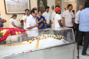 Celebs Pay Last Respects to Director K Viswanath Photos