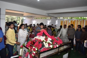 Chiranjeevi pay homage to Kaikala Satyanarayana Photos