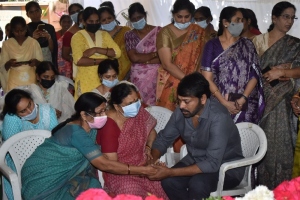 Chiranjeevi pay homage to Kaikala Satyanarayana Photos