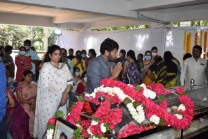 Chiranjeevi pay homage to Kaikala Satyanarayana Photos