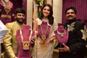 Kajal Agrawal launches Devi Pavitra Gold & Diamonds Shop Photos