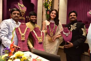 Kajal Agrawal launches Devi Pavitra Gold & Diamonds Shop Photos