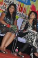 Anjali, Oviya at Kalakalappu Audio Launch Stills