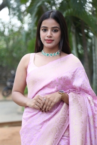 Anukunnavanni Jaragavu Konni Actress Kalapala Mounika Saree Pics