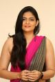 Telugu Actress Kalpika Ganesh in Saree Latest Pics HD