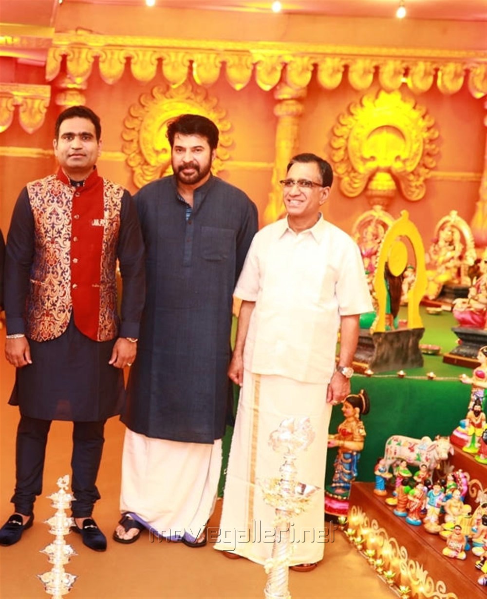 Kalyan Jewellers family Navratri party Photos