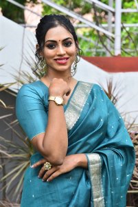 Laila Movie Actress Kamakshi Bhaskarla Saree Images