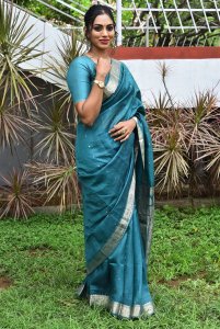 Actress Kamakshi Bhaskarla Saree Images @ Laila Movie Opening