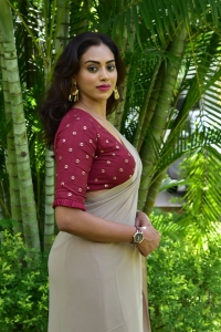 Actress Kamakshi Bhaskarla Stills @ Polimera 2 Teaser Launch