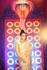 Actress Kangana Ranaut Pics @ Chandramukhi 2 Pre Release