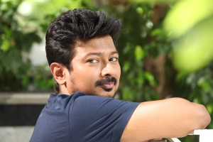 Actor Udhayanidhi Stalin in Kannai Nambathey Movie HD Images