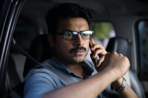 Actor Srikanth in Kannai Nambathey Movie HD Images