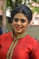 Iniya @ Karaiyoram Movie Audio Launch Stills