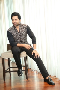 Actor Karthi Photos @ Japan Movie Interview