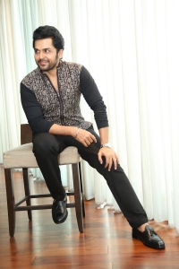 Actor Karthi Photos @ Japan Movie Interview