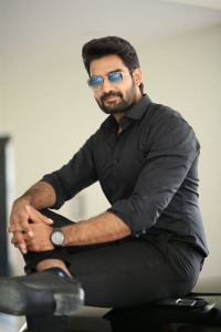 Hero Karthikeya Photos @ Bedurulanka 2012 Movie Interview