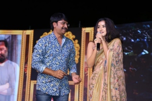 Srinivasa Reddy, Anupama @ Karthikeya 2 100 Crore Celebrations Kurnool Photos