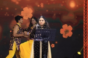 Singer Saindhavi @ Karumegangal Kalaigindrana Audio Launch Stills