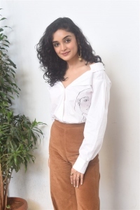 Anubhavinchu Raja Movie Heroine Kashish Khan Interview Photos