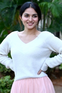 Puli Movie Actress Kayadu Lohar Photos